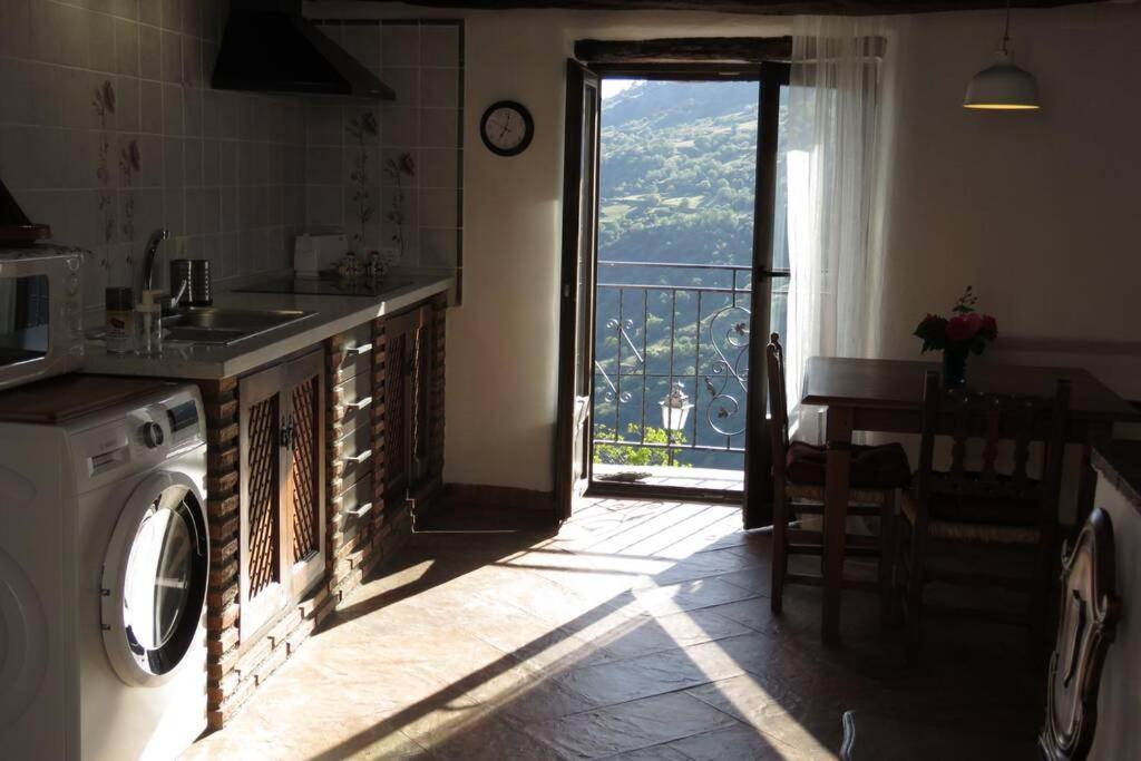 Casa La Solea. Vistas Al Pueblo Y La Sierra Villa Bubión Exterior foto